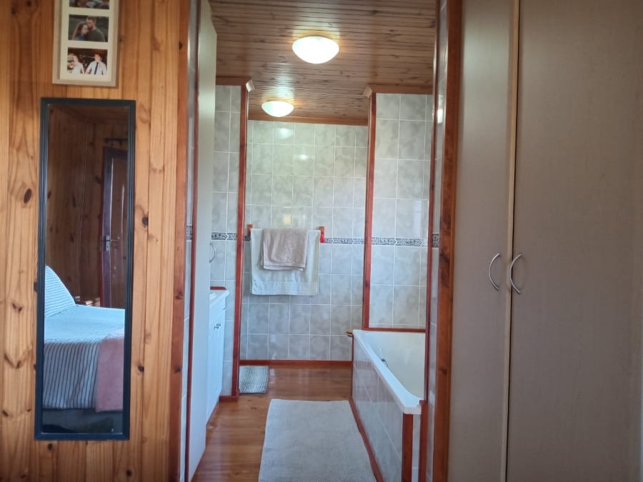 3 Bedroom Property for Sale in Southport KwaZulu-Natal