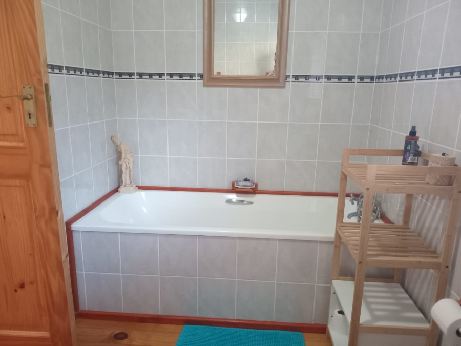 3 Bedroom Property for Sale in Southport KwaZulu-Natal