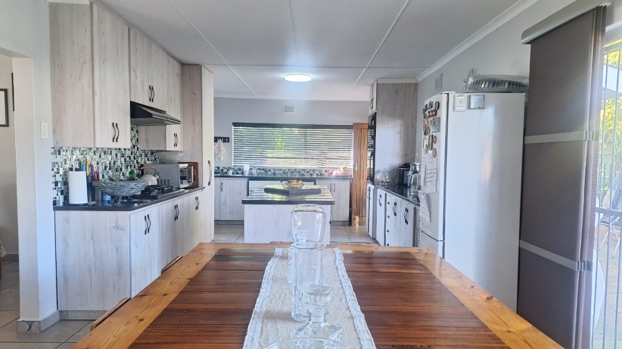 4 Bedroom Property for Sale in Glencoe KwaZulu-Natal