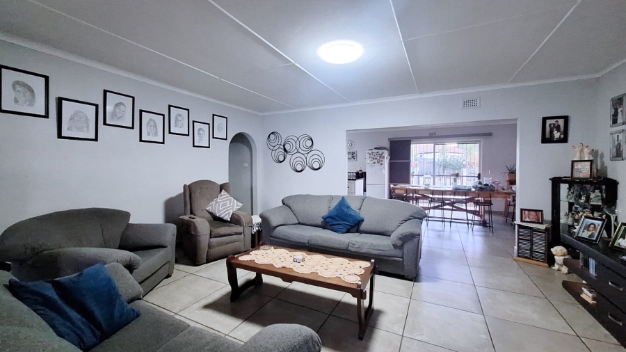 4 Bedroom Property for Sale in Glencoe KwaZulu-Natal