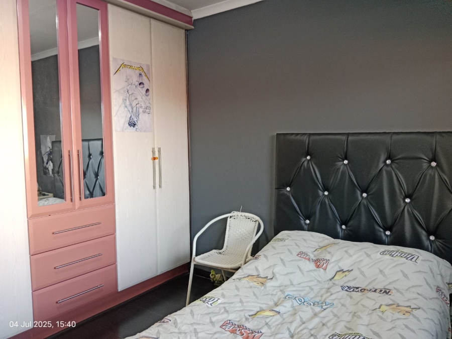 3 Bedroom Property for Sale in Raisethorpe KwaZulu-Natal