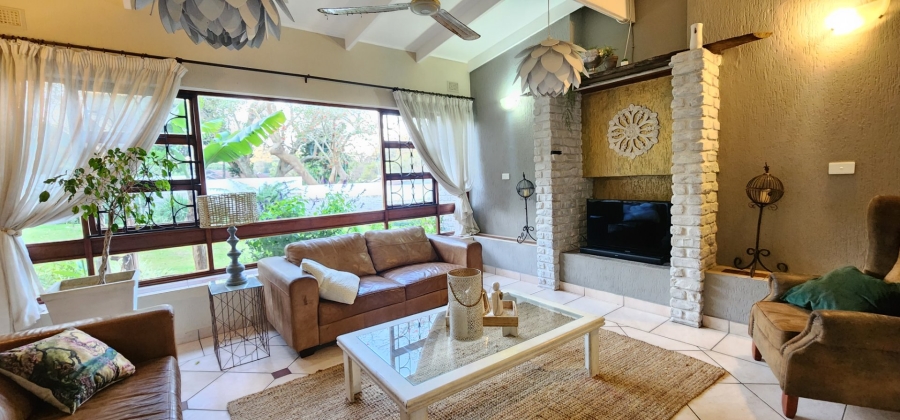 4 Bedroom Property for Sale in Umtentweni KwaZulu-Natal