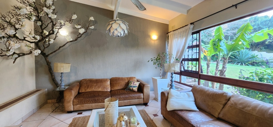 4 Bedroom Property for Sale in Umtentweni KwaZulu-Natal