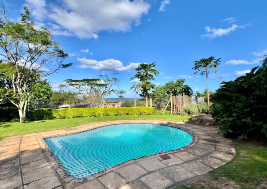 4 Bedroom Property for Sale in Umtentweni KwaZulu-Natal