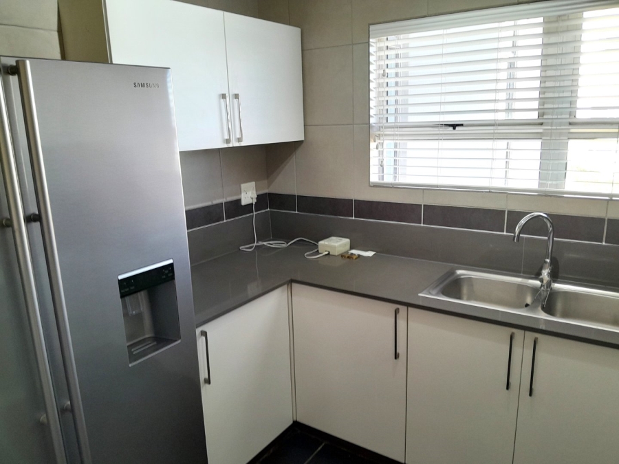 2 Bedroom Property for Sale in Westridge KwaZulu-Natal