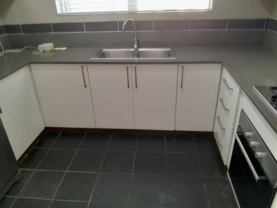 2 Bedroom Property for Sale in Westridge KwaZulu-Natal