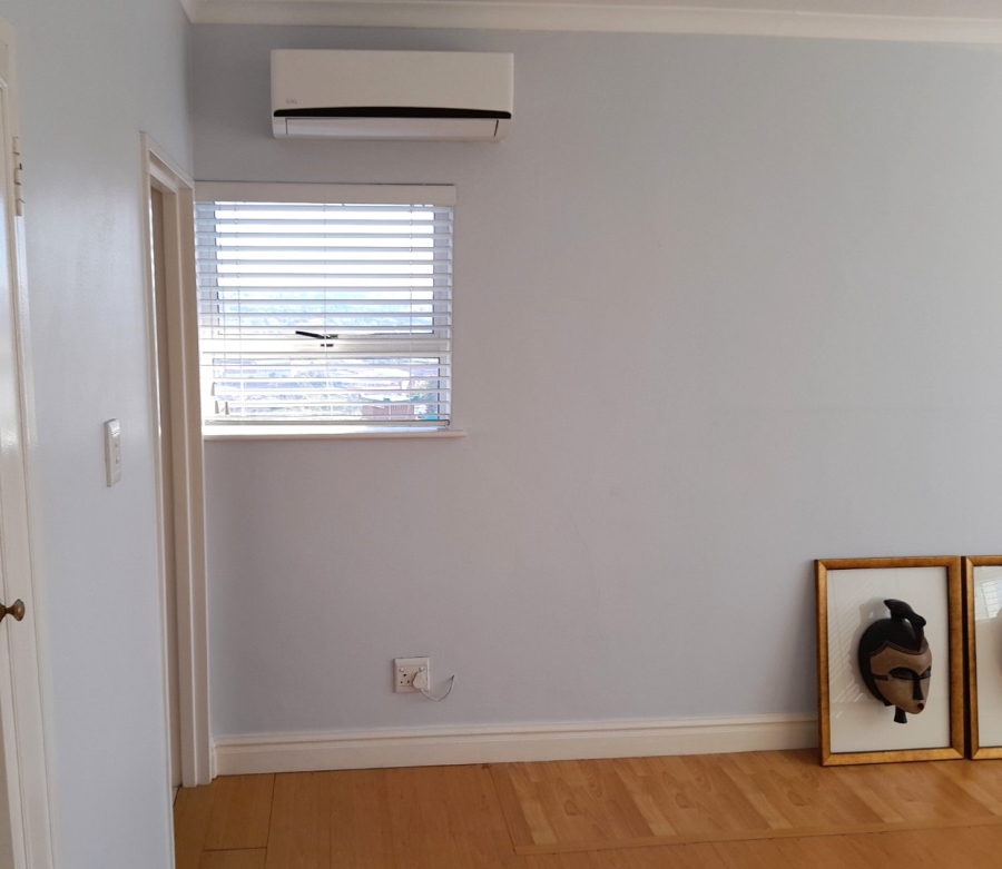 2 Bedroom Property for Sale in Westridge KwaZulu-Natal