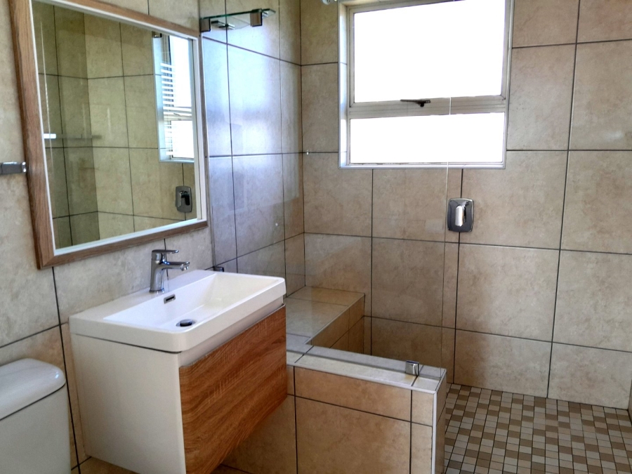 2 Bedroom Property for Sale in Westridge KwaZulu-Natal