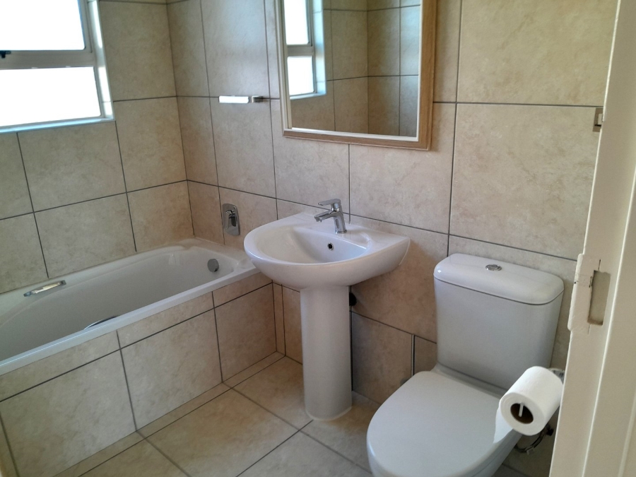 2 Bedroom Property for Sale in Westridge KwaZulu-Natal