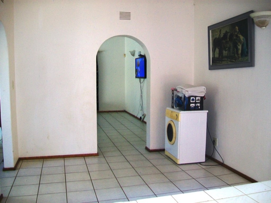 3 Bedroom Property for Sale in Uvongo KwaZulu-Natal