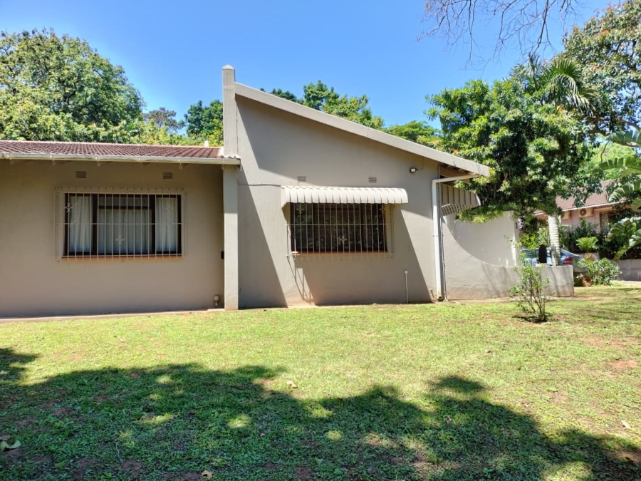 3 Bedroom Property for Sale in Uvongo KwaZulu-Natal