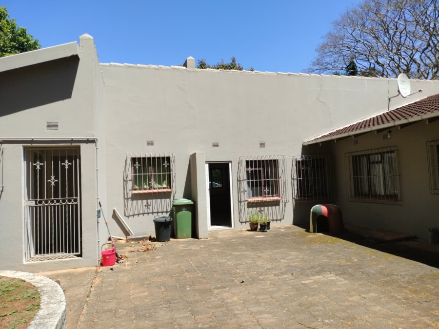 3 Bedroom Property for Sale in Uvongo KwaZulu-Natal