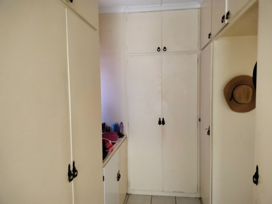 3 Bedroom Property for Sale in Uvongo KwaZulu-Natal