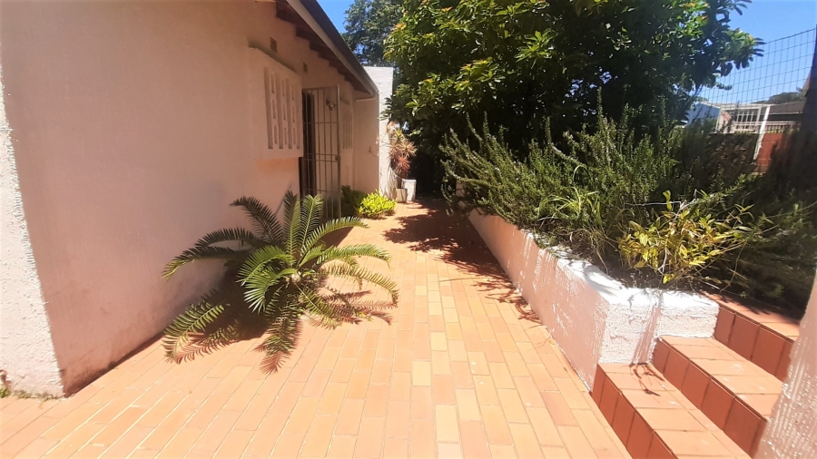 4 Bedroom Property for Sale in Glenmore KwaZulu-Natal
