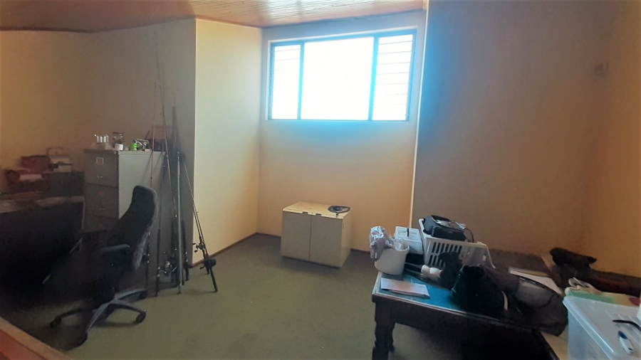 4 Bedroom Property for Sale in Glenmore KwaZulu-Natal
