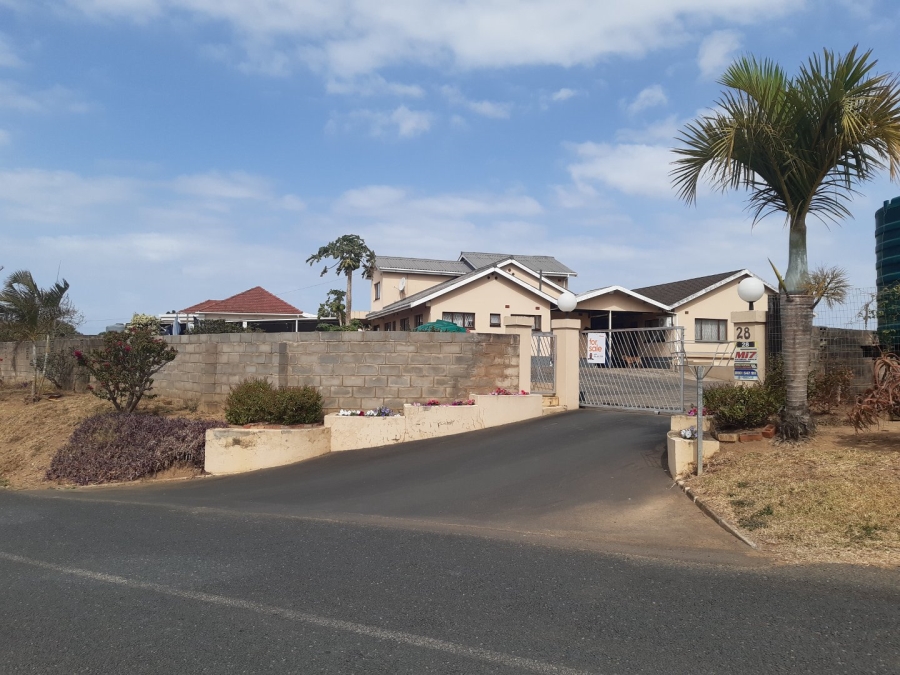 7 Bedroom Property for Sale in Marburg KwaZulu-Natal