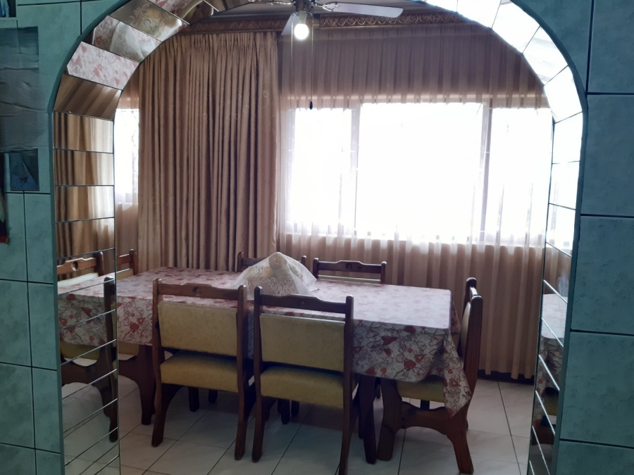 7 Bedroom Property for Sale in Marburg KwaZulu-Natal