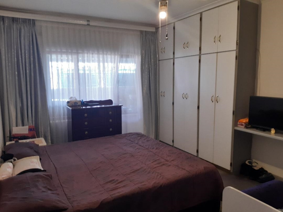7 Bedroom Property for Sale in Marburg KwaZulu-Natal