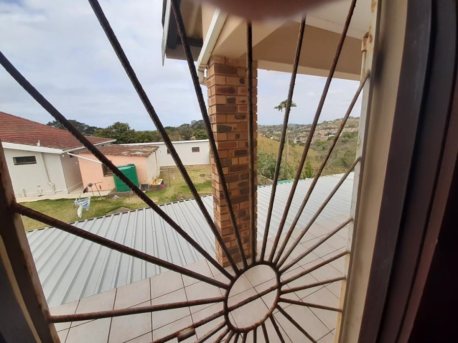 7 Bedroom Property for Sale in Marburg KwaZulu-Natal