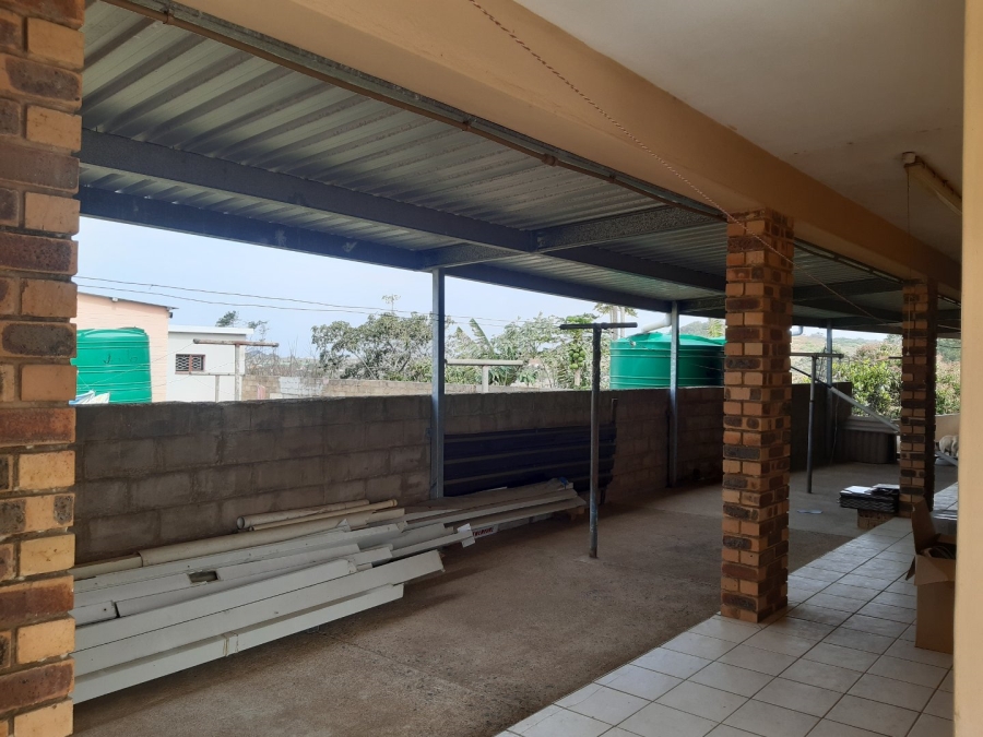 7 Bedroom Property for Sale in Marburg KwaZulu-Natal