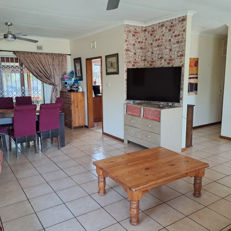 4 Bedroom Property for Sale in Scottburgh South KwaZulu-Natal