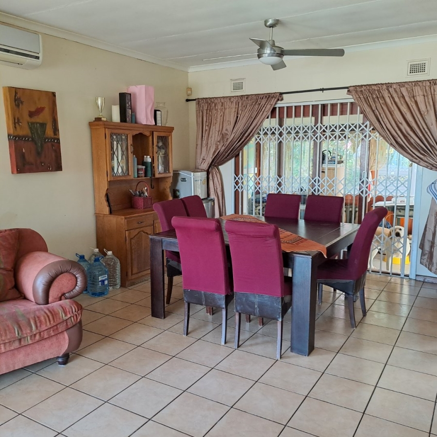 4 Bedroom Property for Sale in Scottburgh South KwaZulu-Natal