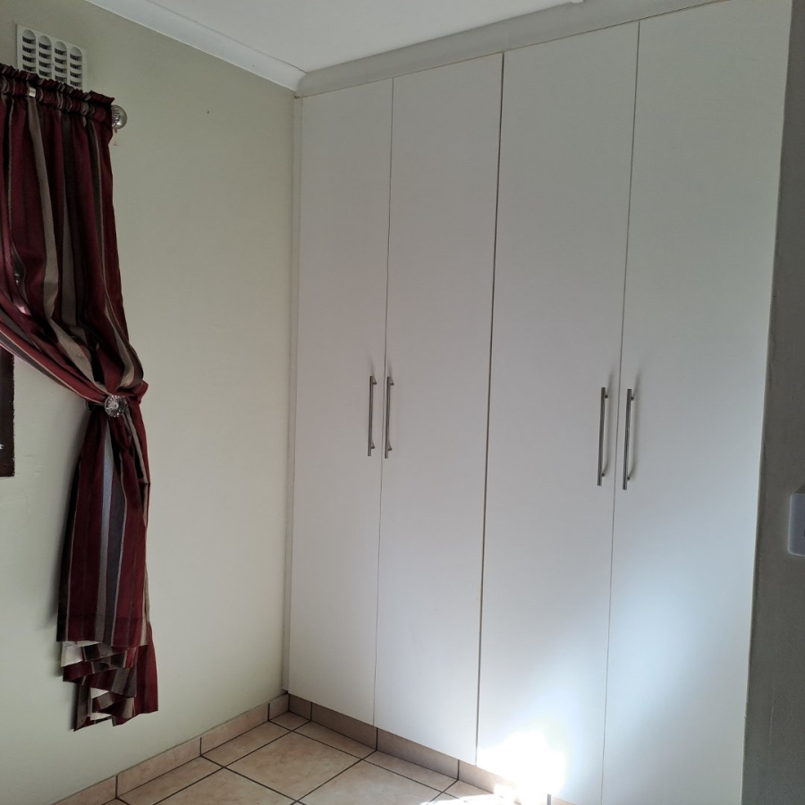 4 Bedroom Property for Sale in Scottburgh South KwaZulu-Natal