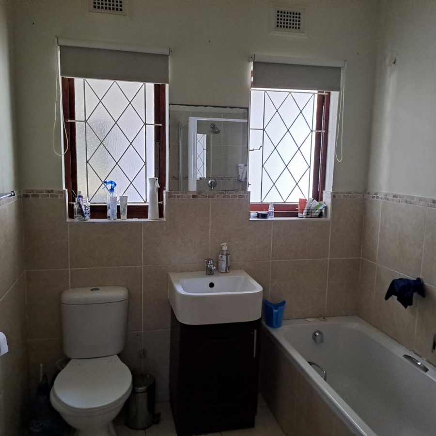 4 Bedroom Property for Sale in Scottburgh South KwaZulu-Natal