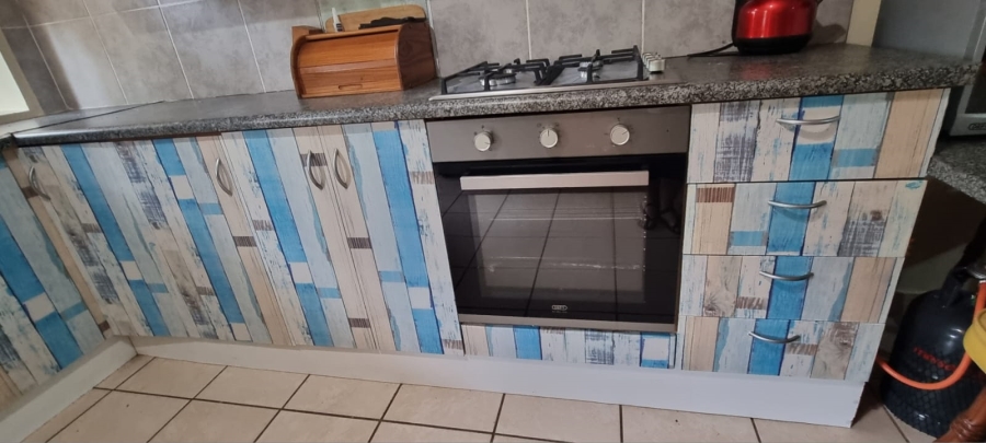 2 Bedroom Property for Sale in Lawrence Rocks KwaZulu-Natal