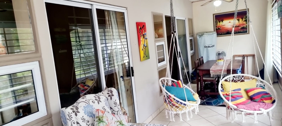 2 Bedroom Property for Sale in Lawrence Rocks KwaZulu-Natal