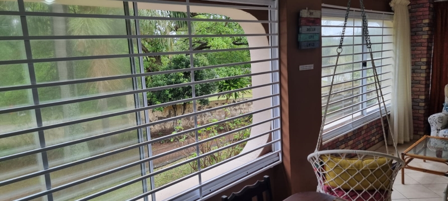2 Bedroom Property for Sale in Lawrence Rocks KwaZulu-Natal