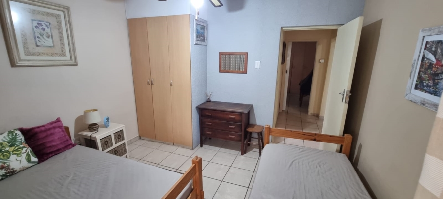 2 Bedroom Property for Sale in Lawrence Rocks KwaZulu-Natal