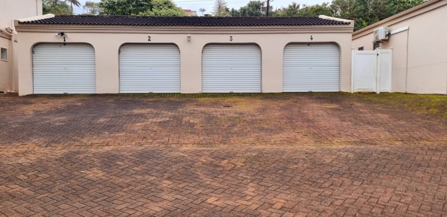 2 Bedroom Property for Sale in Lawrence Rocks KwaZulu-Natal
