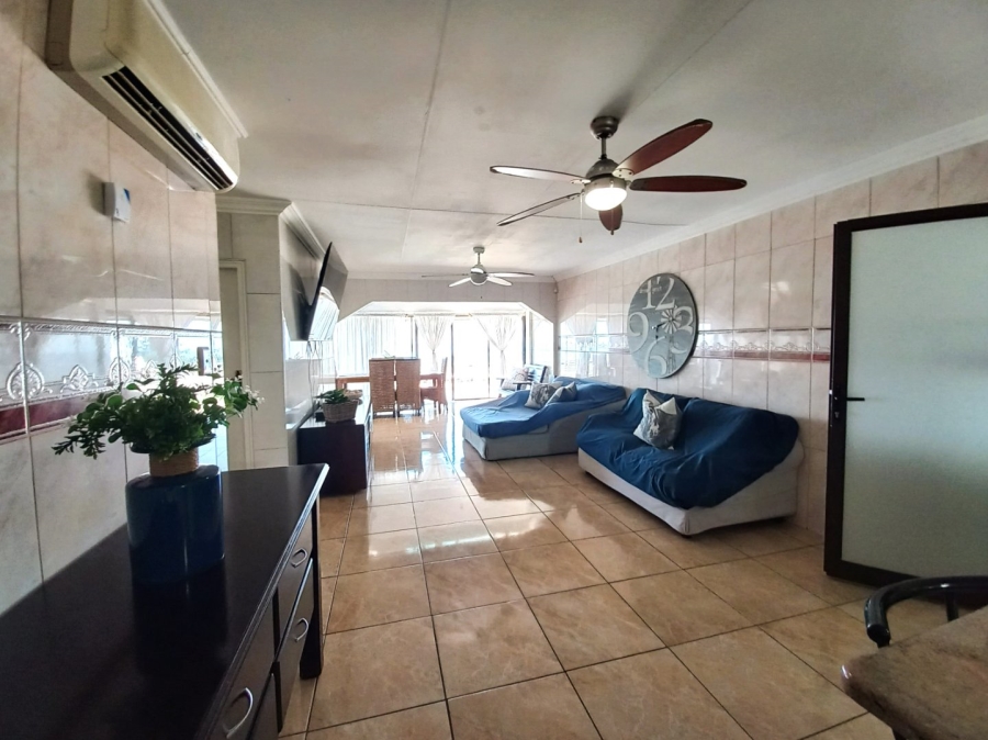 3 Bedroom Property for Sale in Hibberdene KwaZulu-Natal