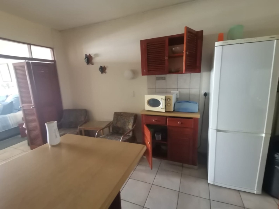 2 Bedroom Property for Sale in Uvongo KwaZulu-Natal