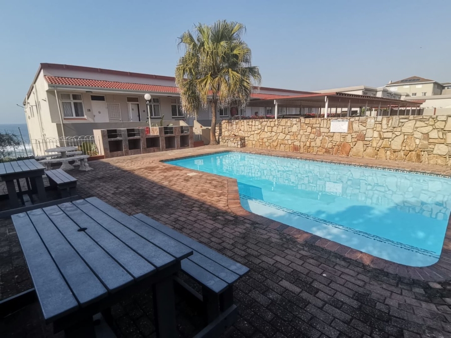 2 Bedroom Property for Sale in Uvongo KwaZulu-Natal