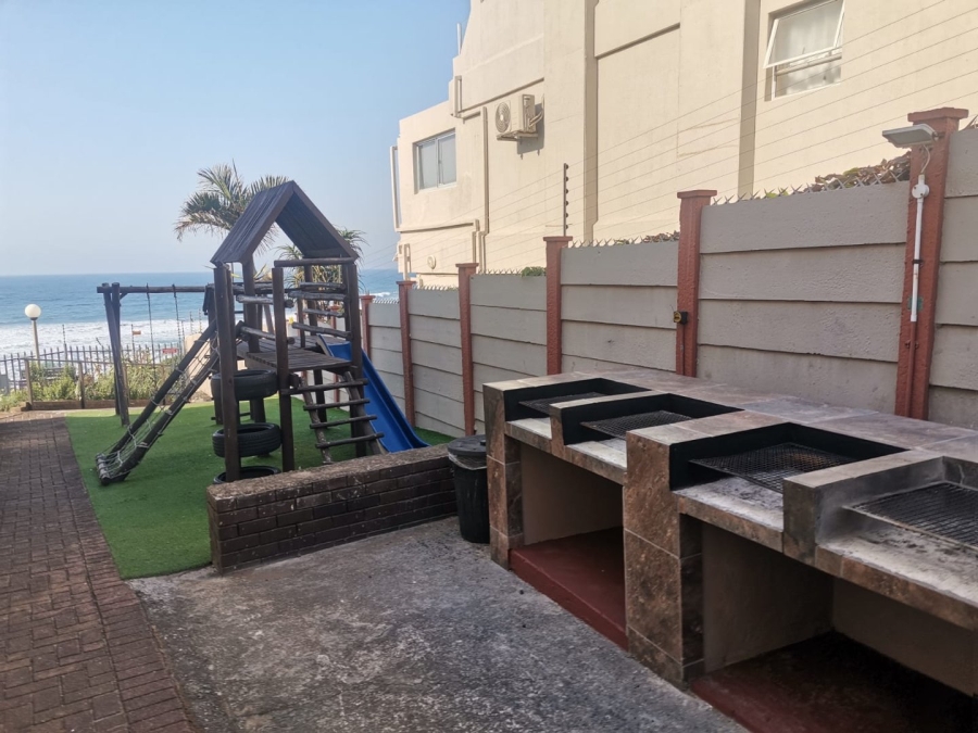 2 Bedroom Property for Sale in Uvongo KwaZulu-Natal