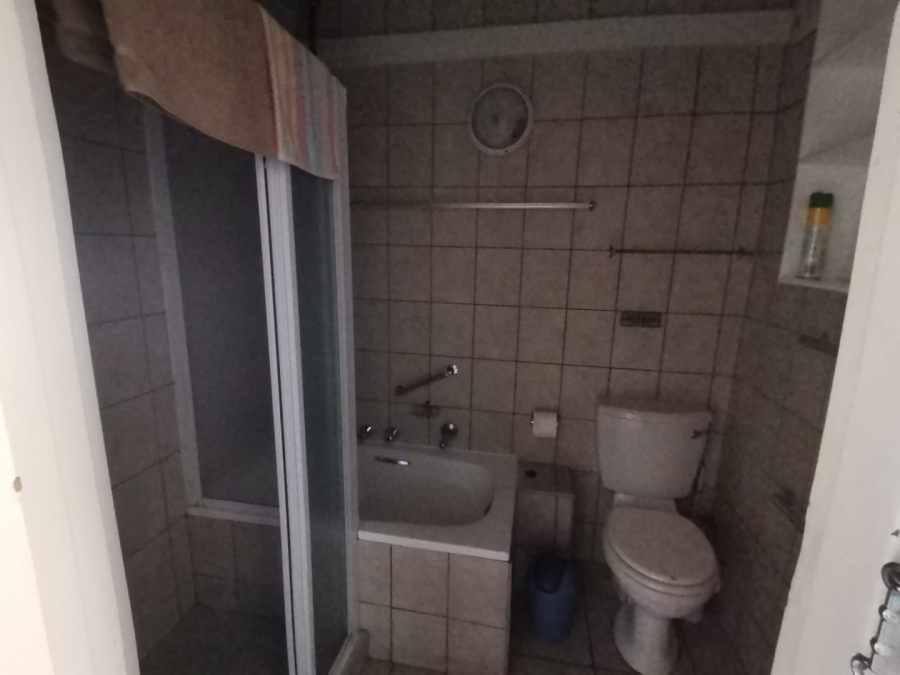 2 Bedroom Property for Sale in Uvongo KwaZulu-Natal