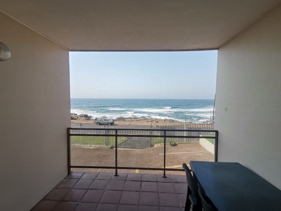 2 Bedroom Property for Sale in Uvongo KwaZulu-Natal