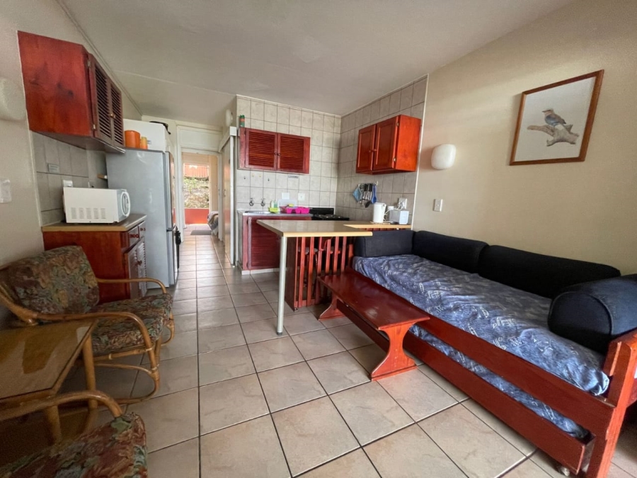 2 Bedroom Property for Sale in Uvongo KwaZulu-Natal