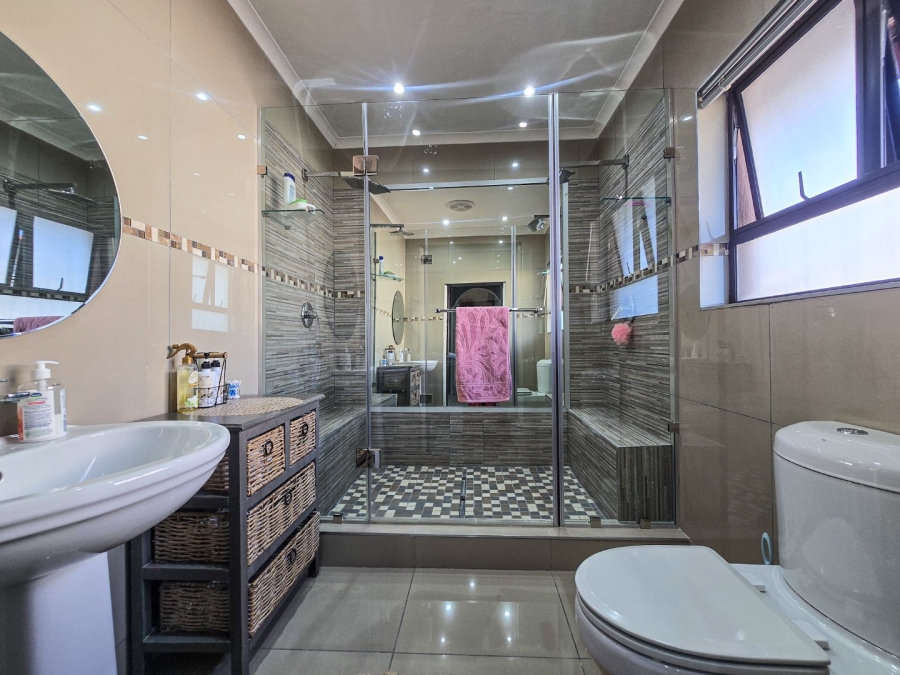 3 Bedroom Property for Sale in Grosvenor KwaZulu-Natal