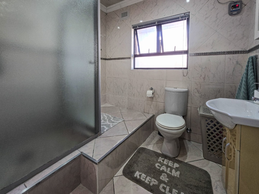 3 Bedroom Property for Sale in Grosvenor KwaZulu-Natal