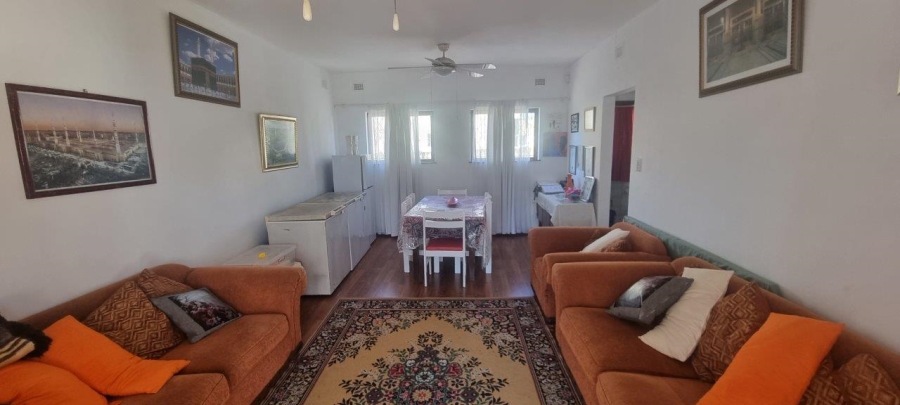 3 Bedroom Property for Sale in Umtentweni KwaZulu-Natal