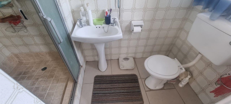 3 Bedroom Property for Sale in Umtentweni KwaZulu-Natal