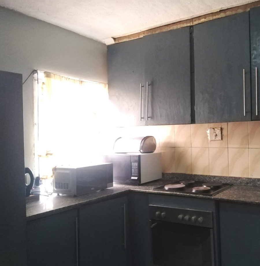 6 Bedroom Property for Sale in Newlands East KwaZulu-Natal