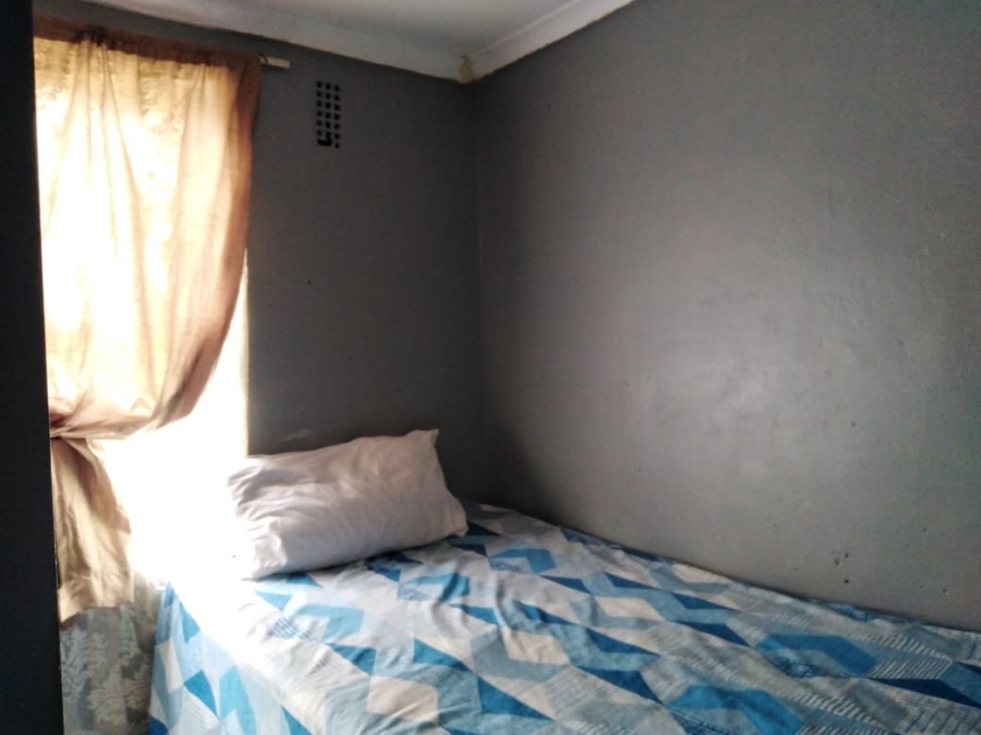 6 Bedroom Property for Sale in Newlands East KwaZulu-Natal
