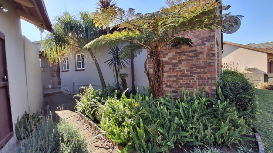 4 Bedroom Property for Sale in Pioneer Park KwaZulu-Natal