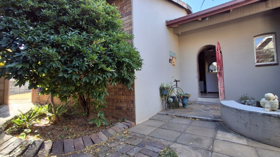 4 Bedroom Property for Sale in Pioneer Park KwaZulu-Natal