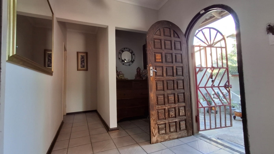 4 Bedroom Property for Sale in Pioneer Park KwaZulu-Natal