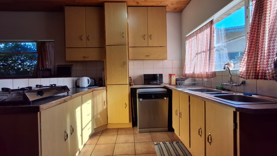 4 Bedroom Property for Sale in Pioneer Park KwaZulu-Natal